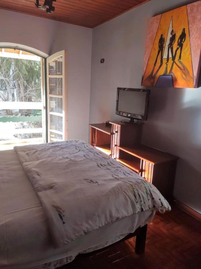 Nathalie Quartos Pernoites Simples Apartment Campos do Jordao Exterior photo